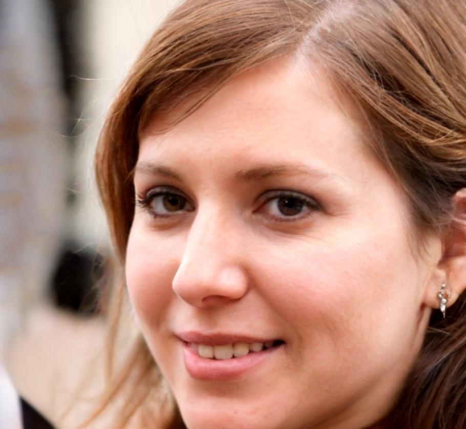 Instructora en gestión de yacimientos